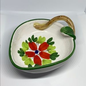 Flower dish made in Italy